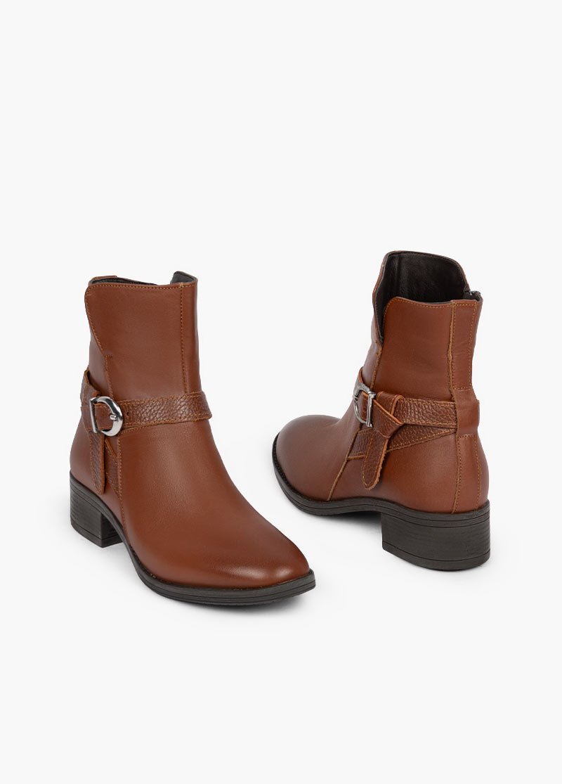 بوت چرم زنانه RO 3089