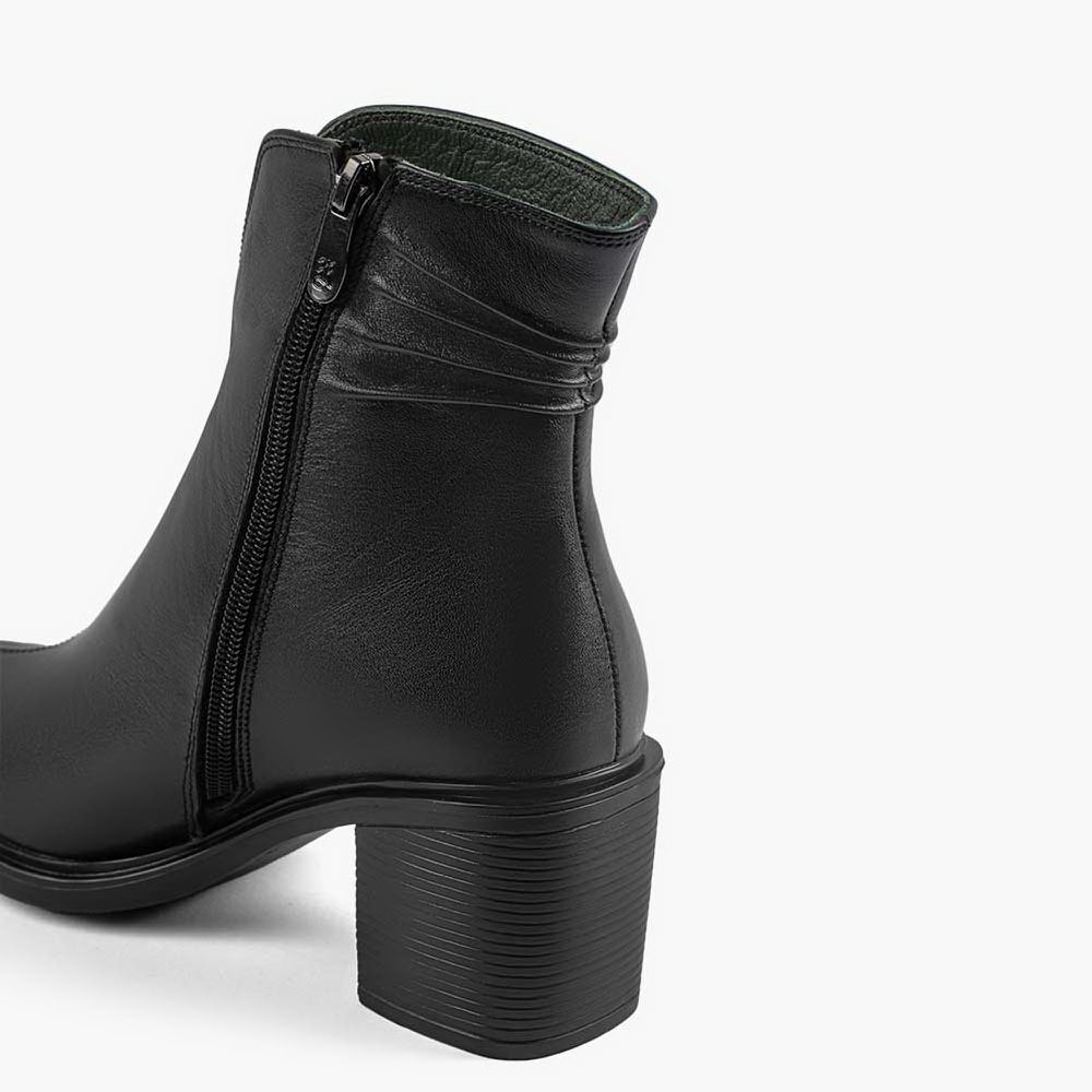 بوت چرم زنانه BR 3157