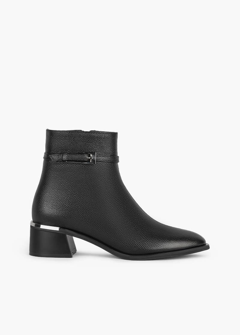 بوت چرم زنانه B&H 372