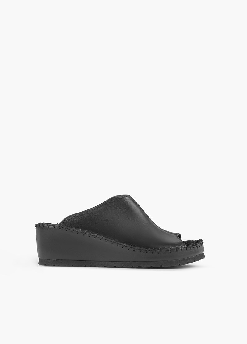 صندل چرم زنانه PA 021