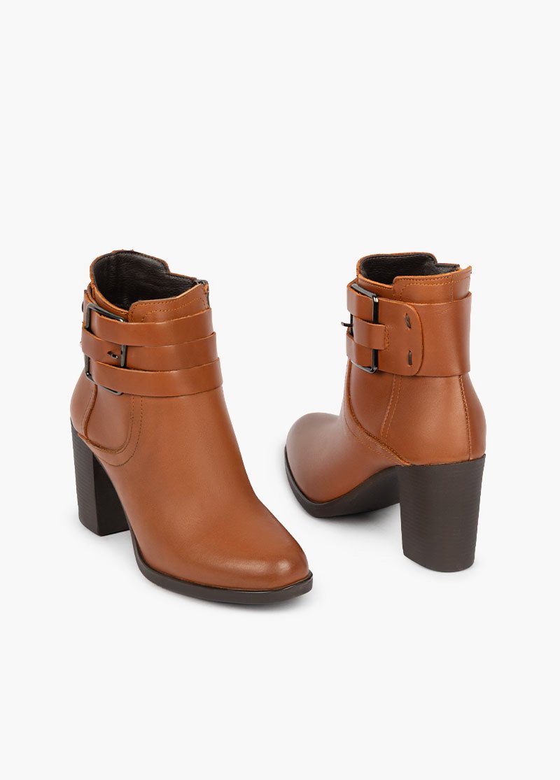 بوت چرم زنانه RO 3084