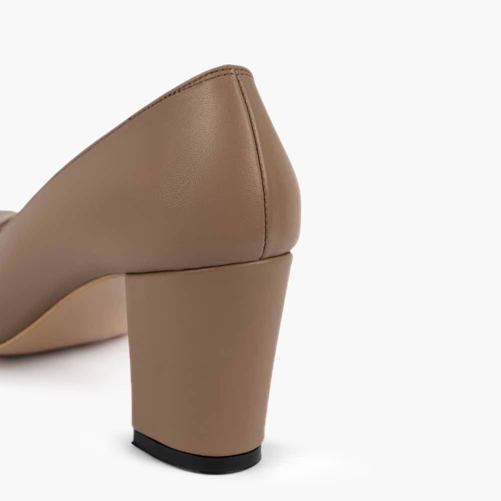 کفش چرم زنانه AMI 160  