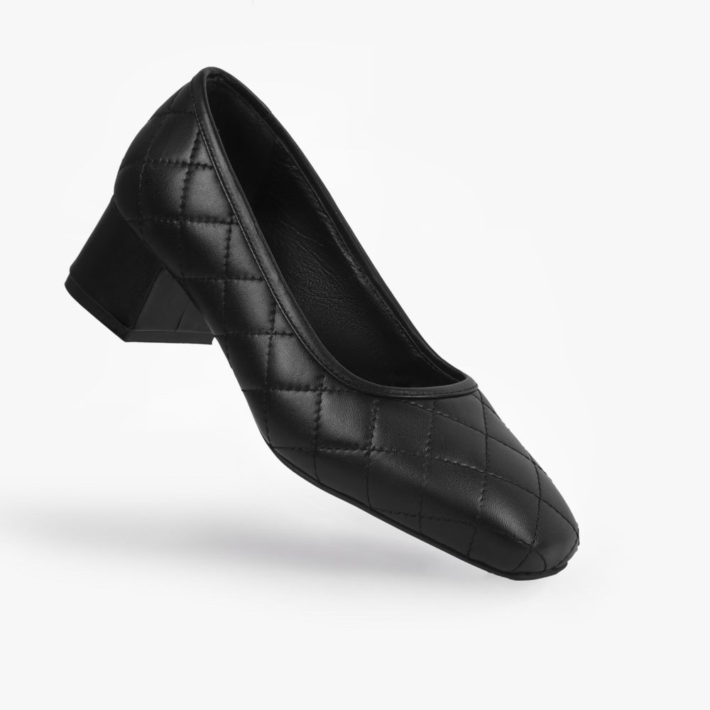 کفش چرم زنانه AMI 103