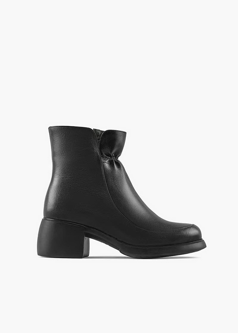 بوت چرم زنانه BR 3165