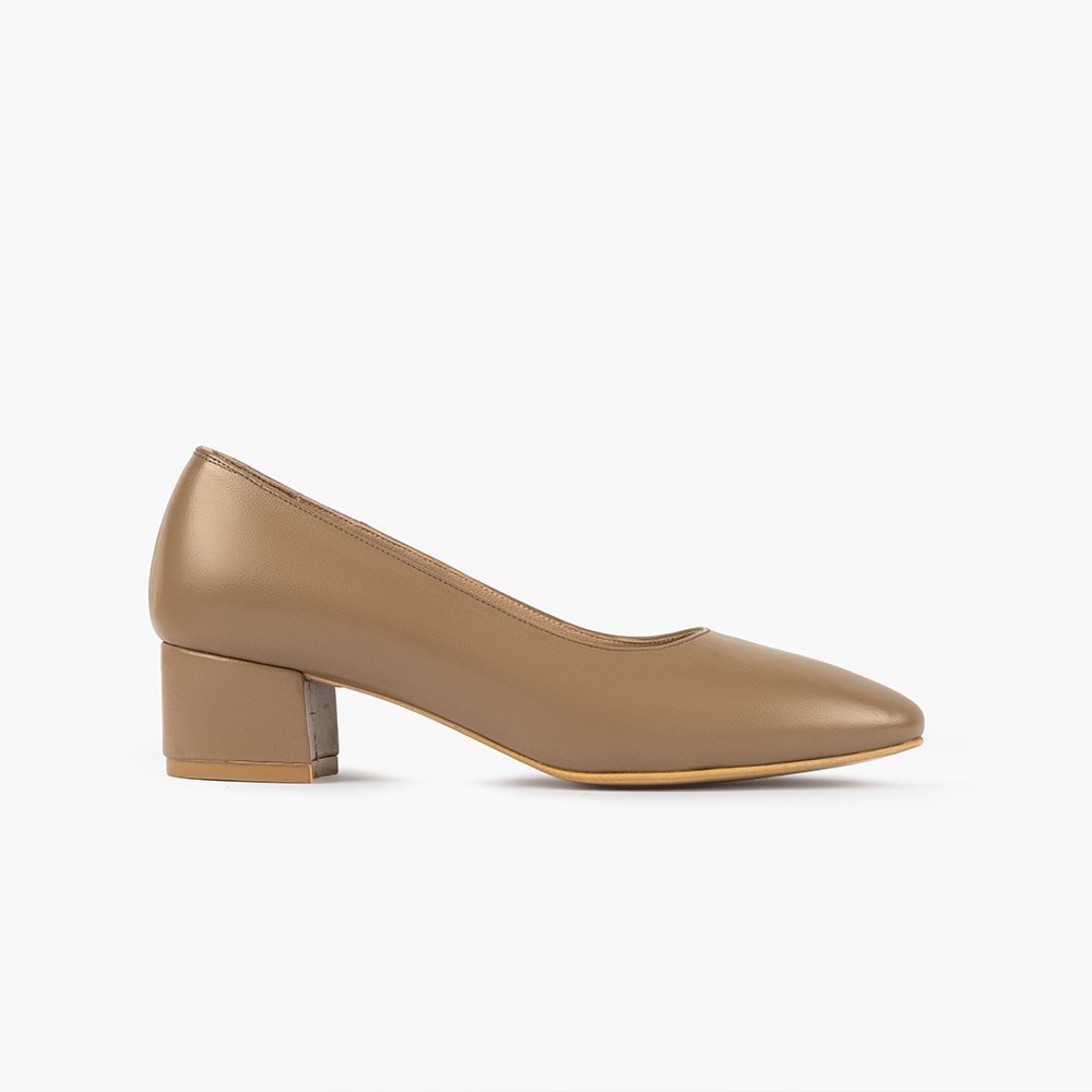 کفش چرم زنانه  Ami B60