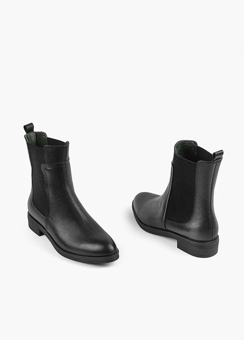 بوت چرم زنانه BR 3170