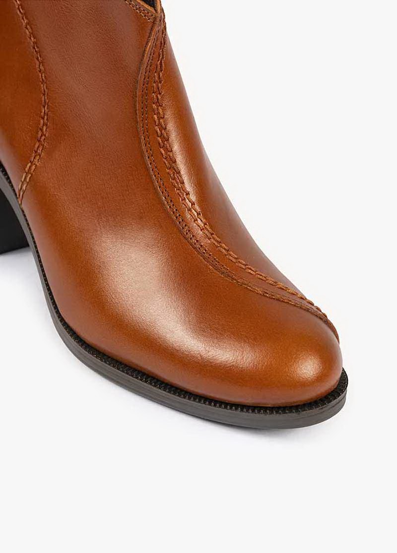 بوت چرم زنانه  SN 136