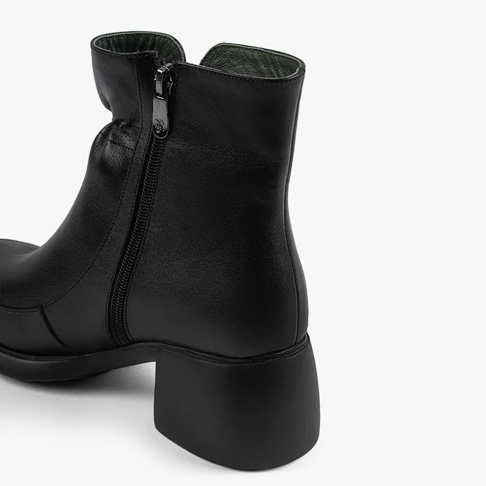 بوت چرم زنانه BR 3165