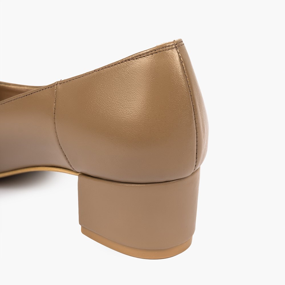 کفش چرم زنانه  Ami B60