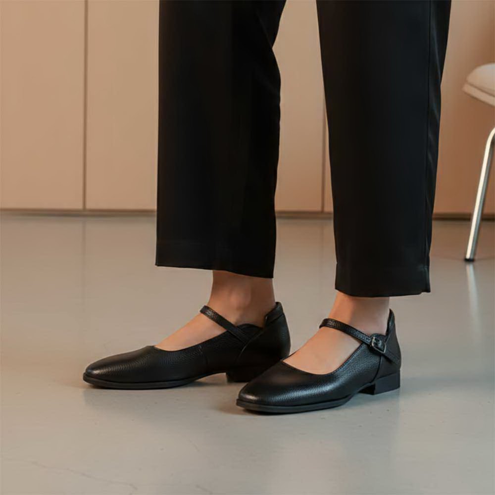 کفش چرم  زنانه  B&H 451