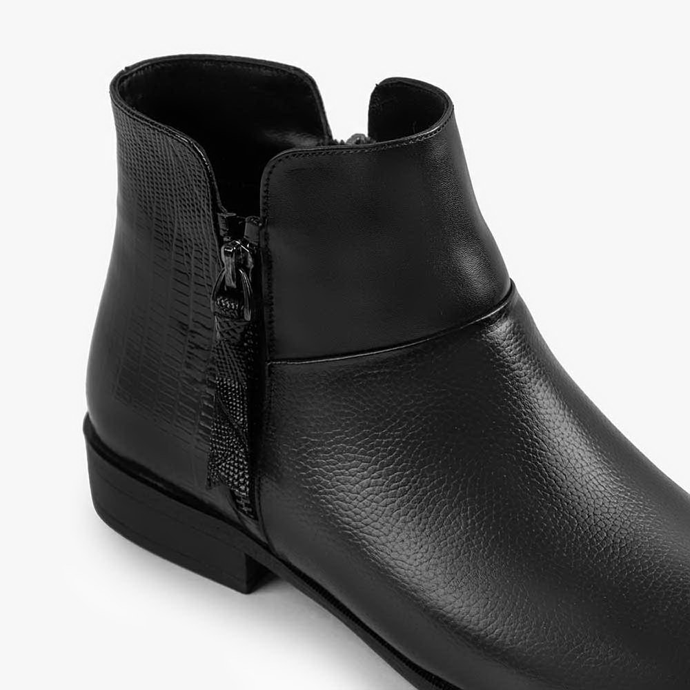 بوت چرم زنانه B&H 356