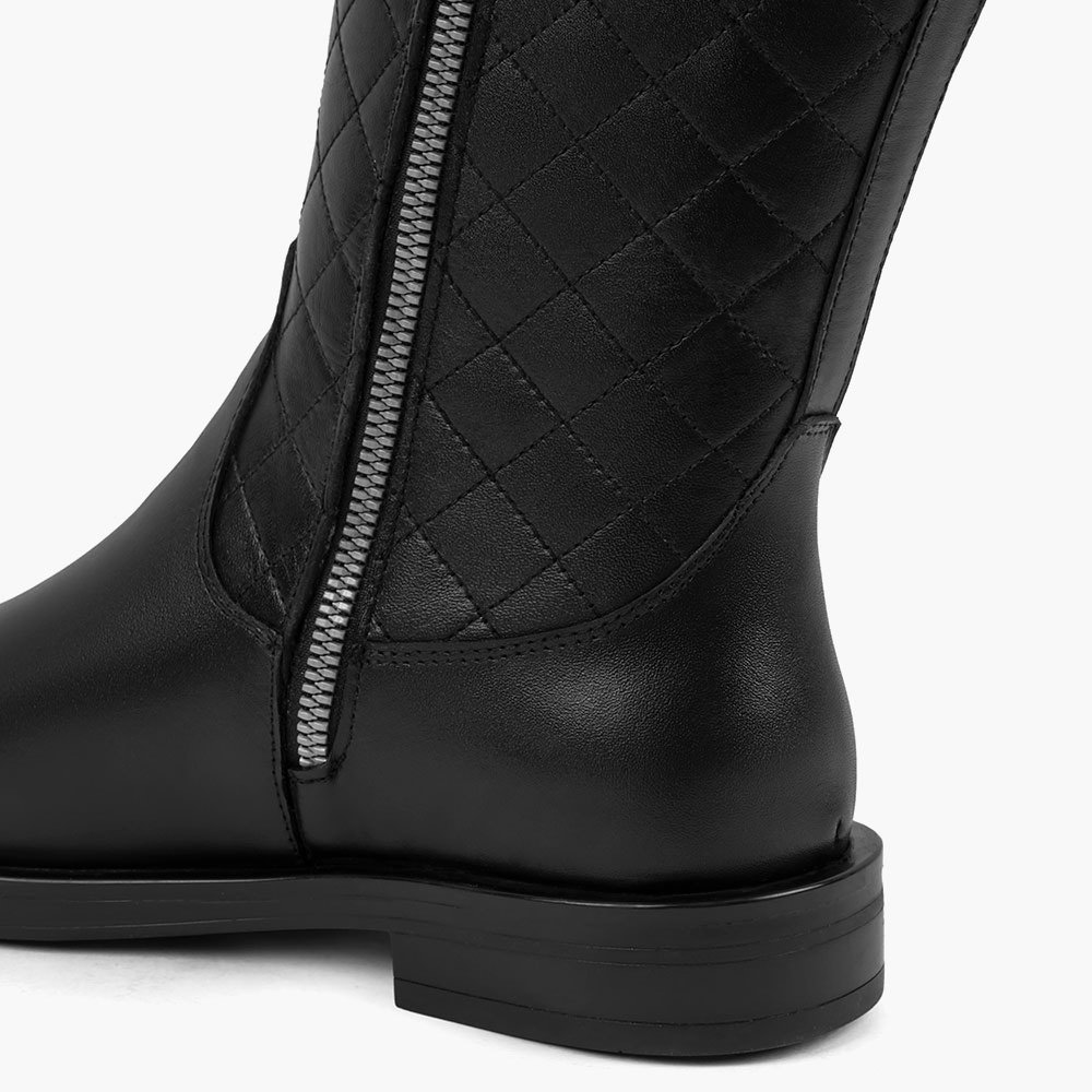 بوت چرم زنانه AMI 179