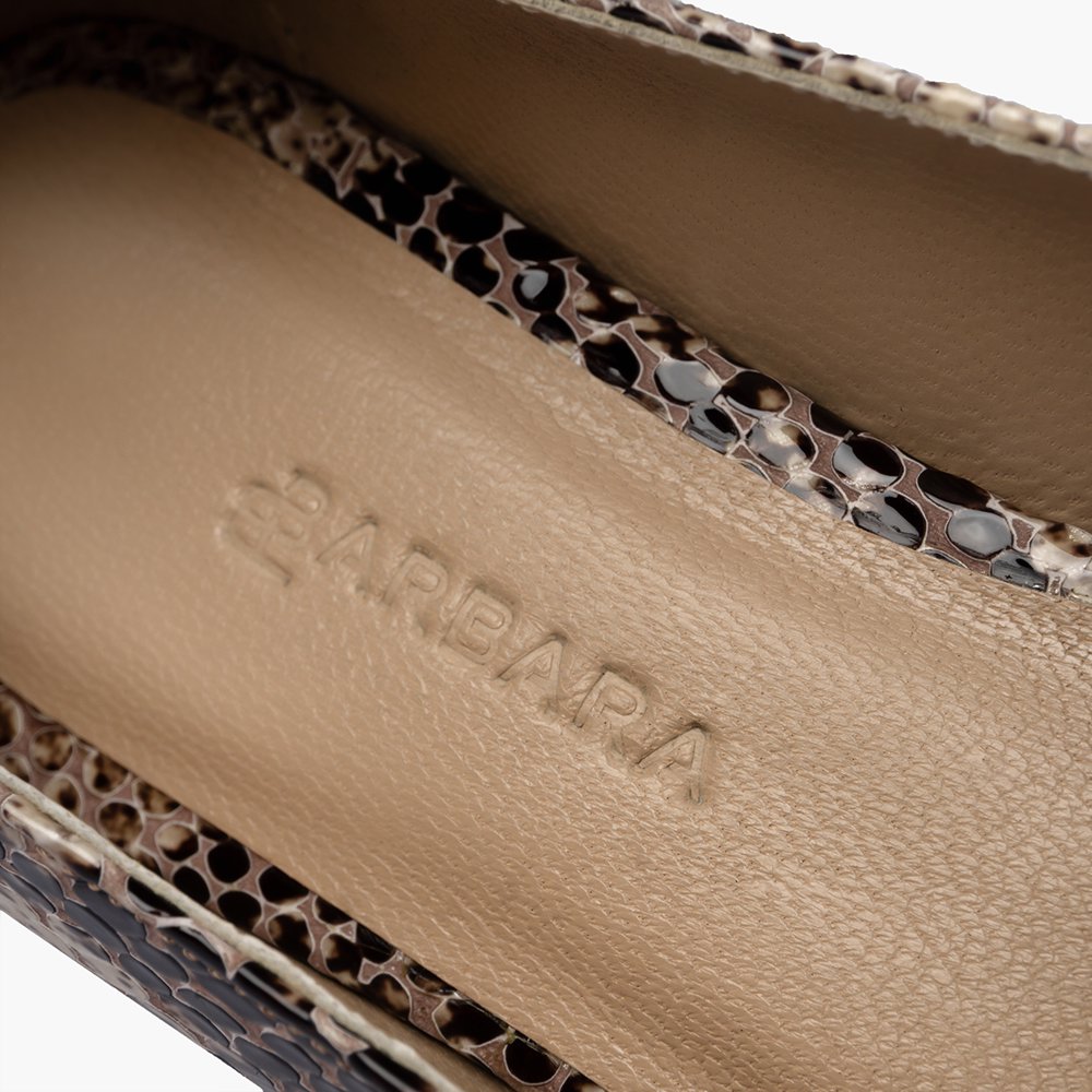 کفش چرم زنانه  Ami B60