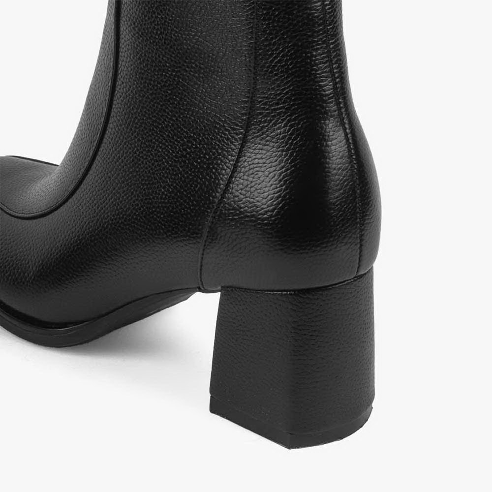 بوت چرم زنانه B&H 003