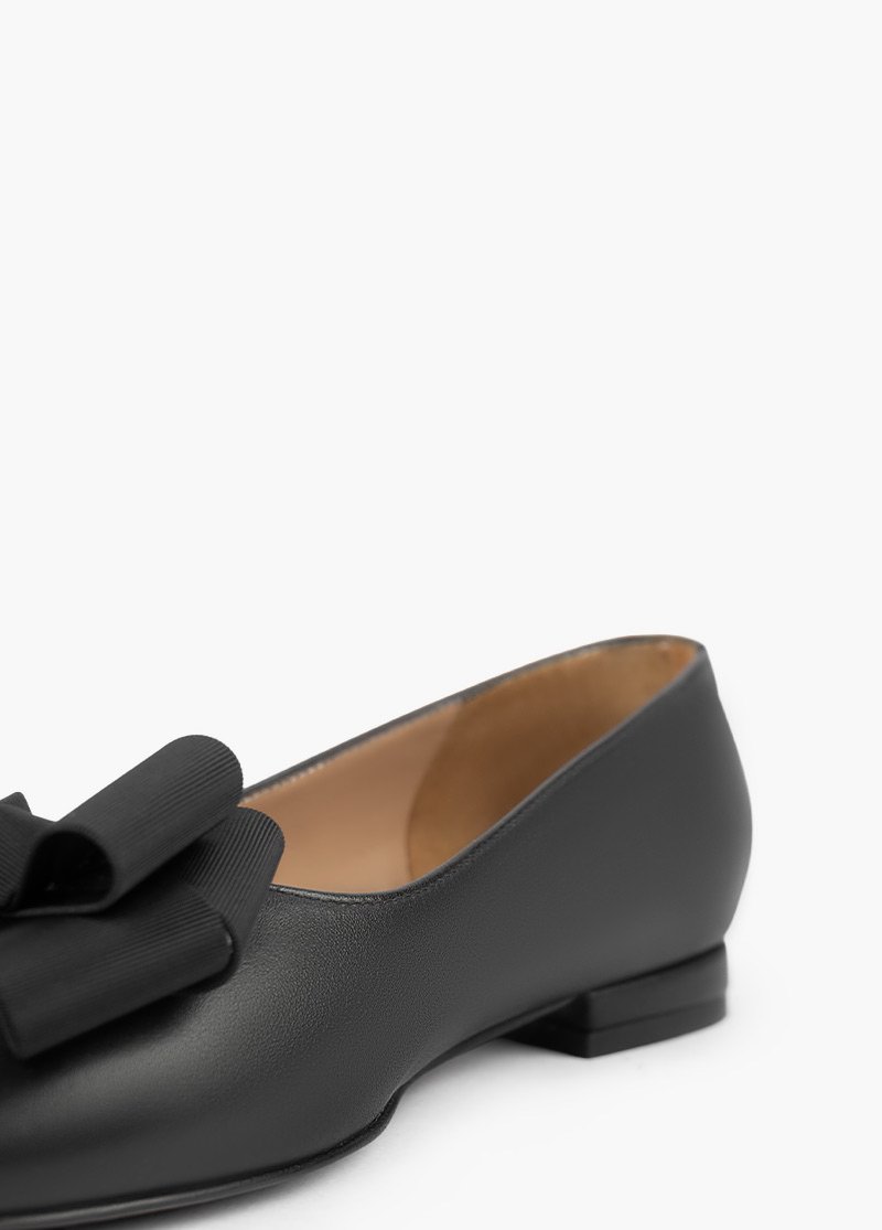 کفش چرم باربارا HE 7547