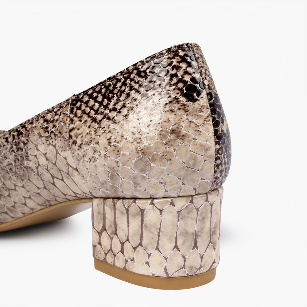 کفش چرم زنانه  Ami B60