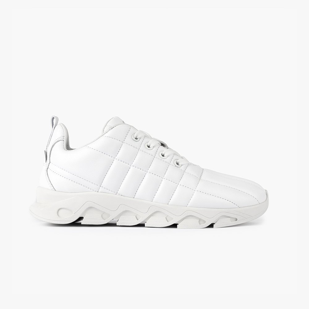 کتانی چرم زنانه YO 590