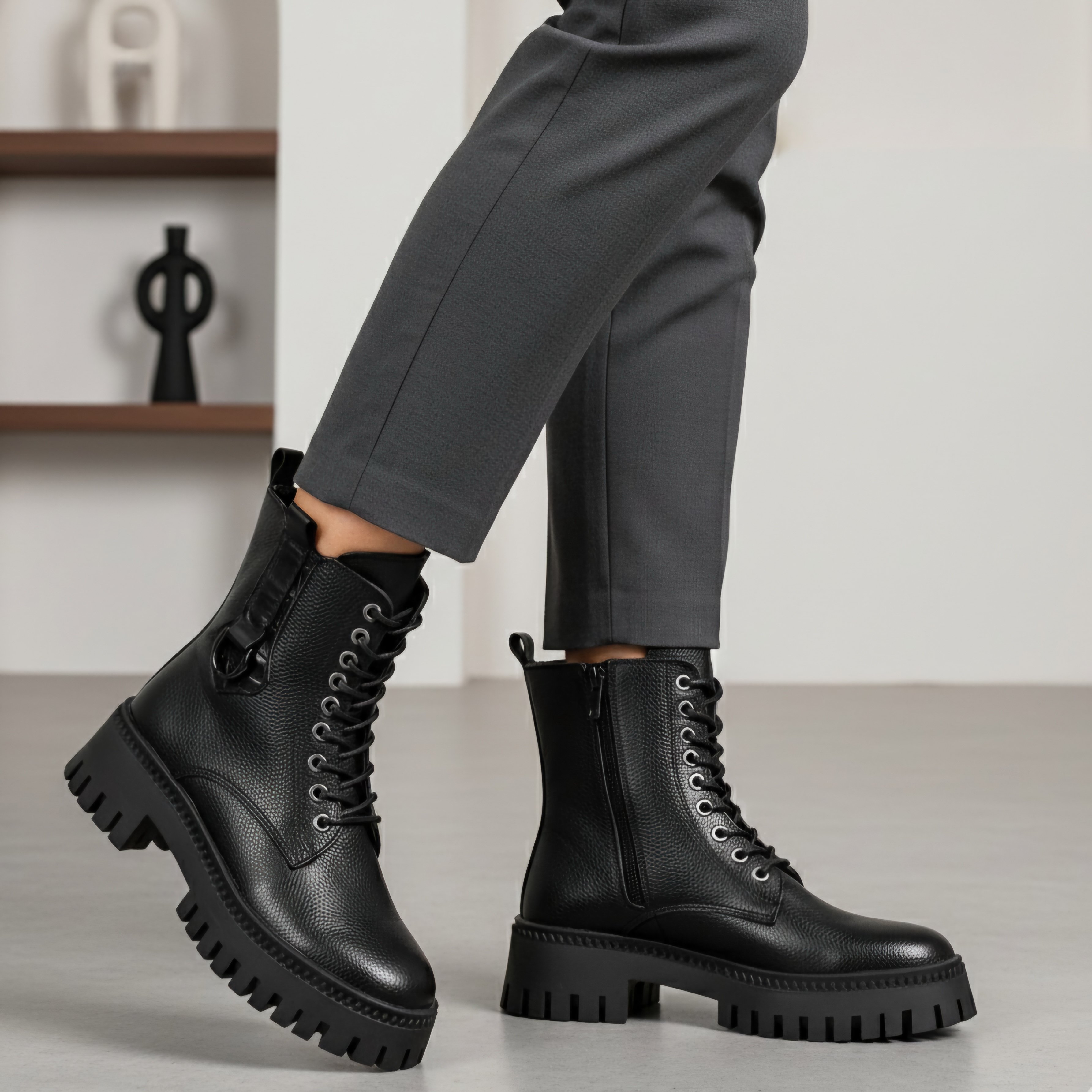 بوت چرم زنانه  BR-796  