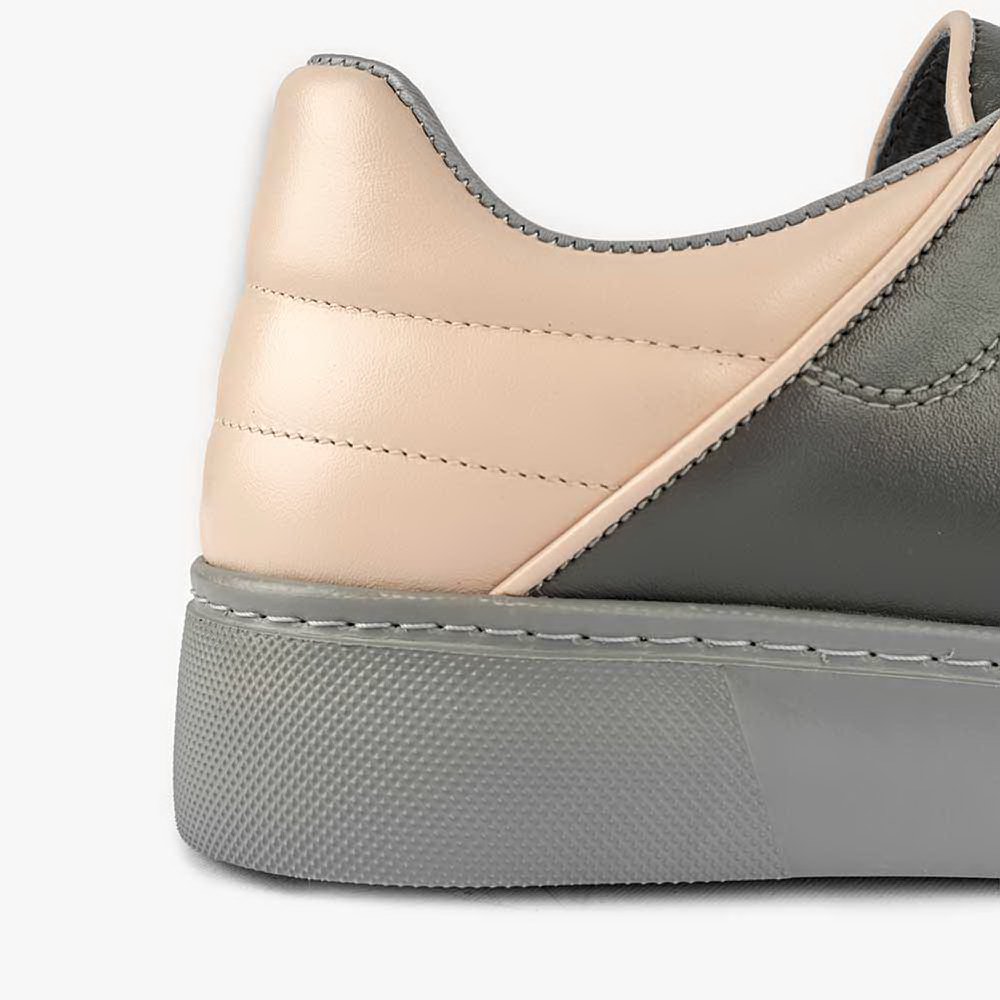 ونس چرم زنانه Yo 467